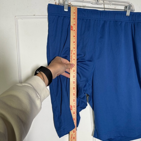 GAP Blue Athletic Shorts Super Soft Lightweight Size Large NWT Excersise Gym - Picture 4 of 9